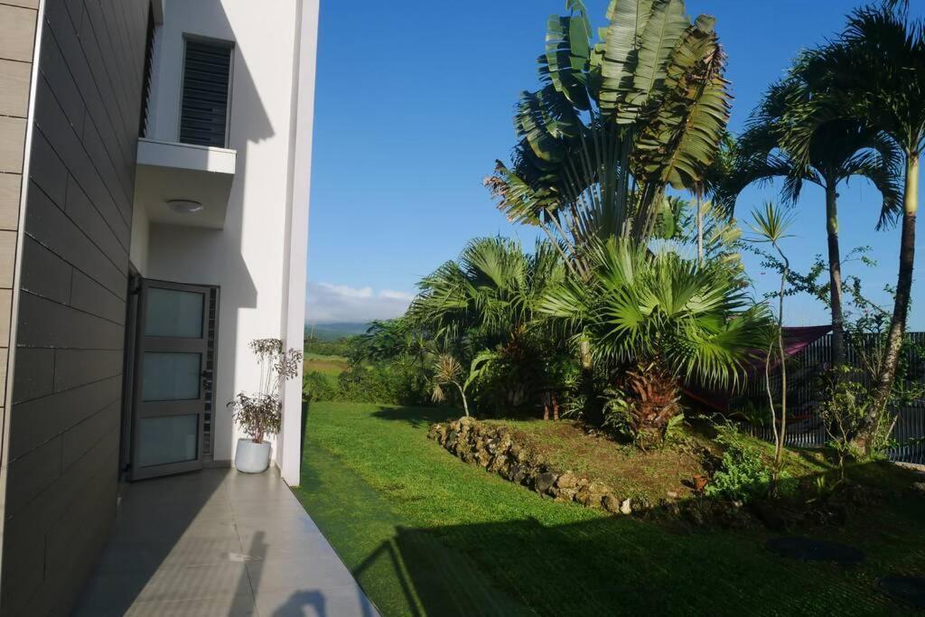 Villa Kumquat Avec Piscine Et Vue Sur Les Montagnes Petit-Bourg Kültér fotó