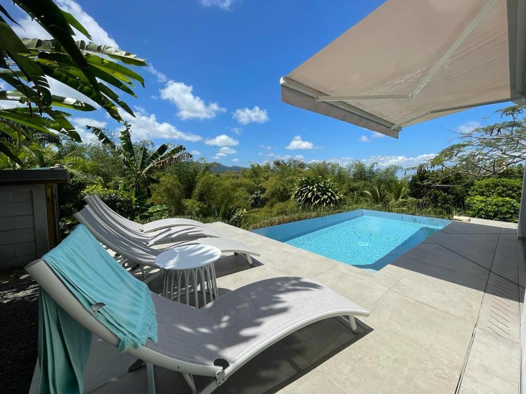 Villa Kumquat Avec Piscine Et Vue Sur Les Montagnes Petit-Bourg Kültér fotó